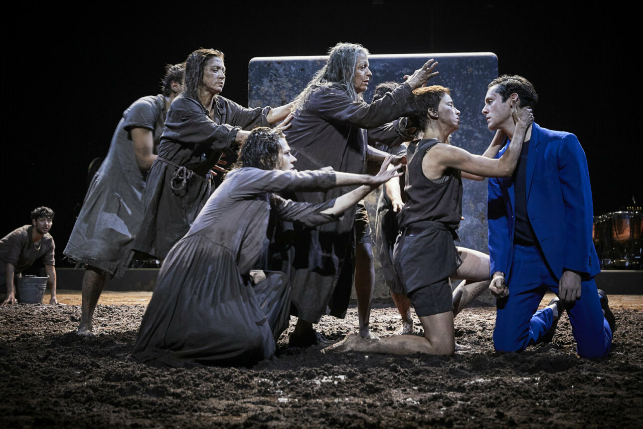 Electre Oreste Euripide Ivo van Hove Comedie Francaise Christophe Raynaud de Lage