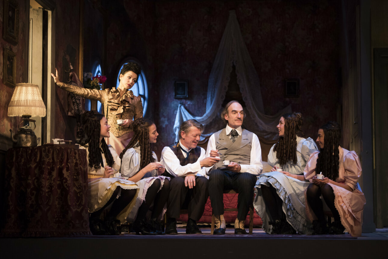 L'HOTEL DU LIBRE ECHANGE - Feydeau - Isabelle Nanty - Christian Lacroix - Comedie-Francaise- Brigitte Enguerand