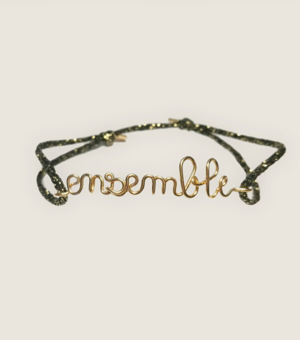 Devise - Etre ensemble et etre soi meme - citation de theatre - idee cadeau bijoux - Atelier Paulin - Comedie Francaise- Fibule - gold filled 14k