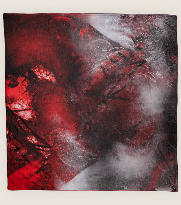 Foulard costume theatre Les demons tim van steenbergen comedie francaise soie etole echarpe rouge