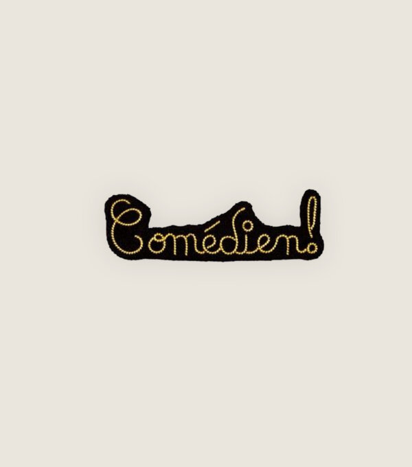 Macon et Lesquoy x Comedie Francaise - Broche brodée a la main - accessoire mode - idee cadeau theatre - Comédien