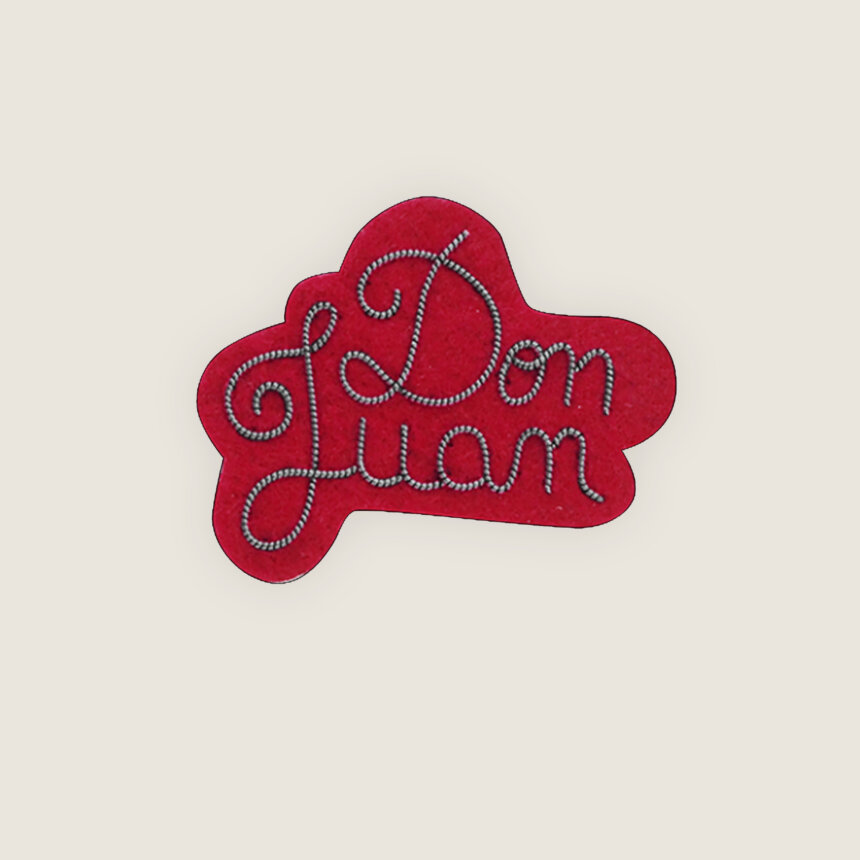 Macon et Lesquoy x Comedie Francaise - Broche brodée a la main - accessoire mode - idee cadeau theatre - Don Juan