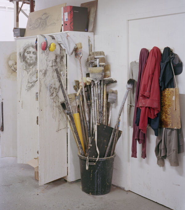 Les Ateliers de la Comédie Française Comédie des objets balais à ciel Gilles Leimdorfer