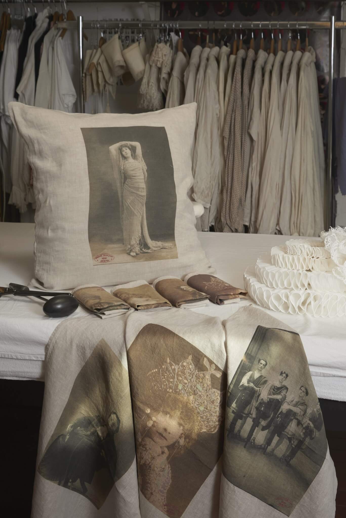 Série Limitée Louise Comédie Française Linge de Maison Archives théâtre Sarahe Bernhardt Serviettes